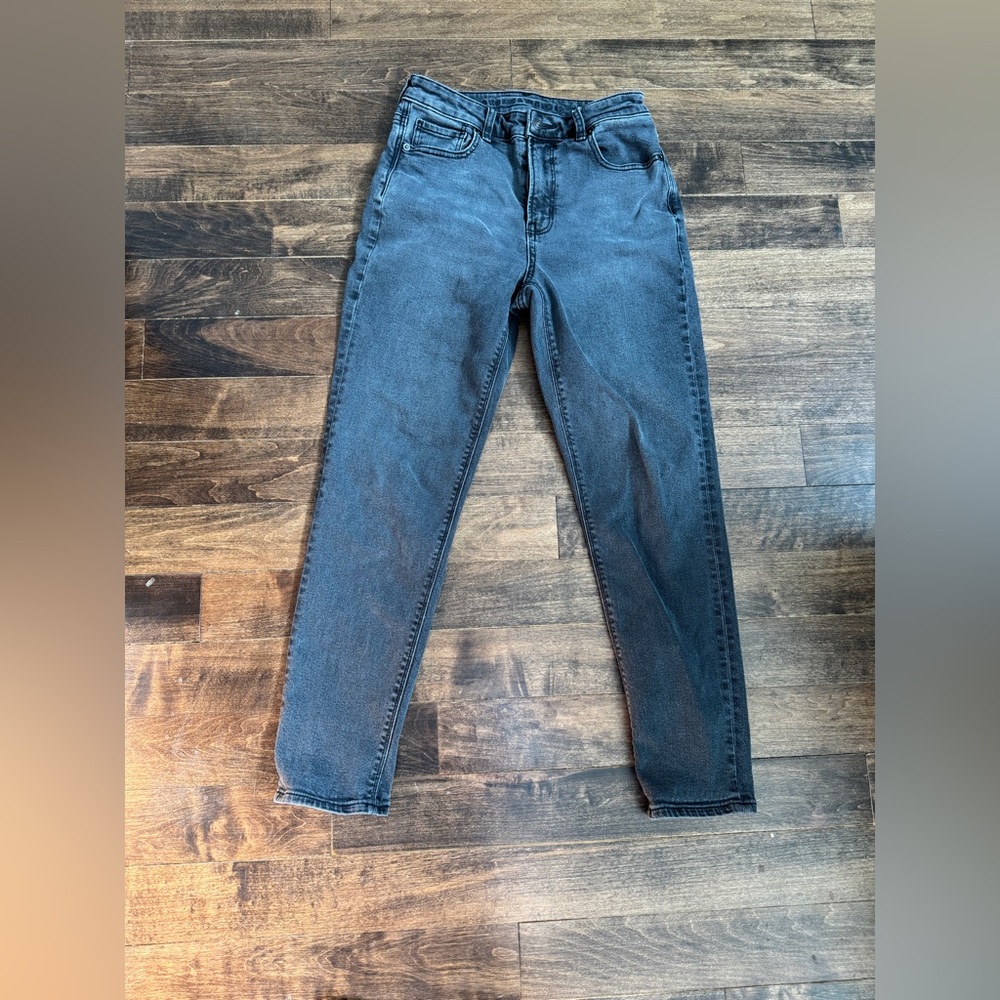 American Eagle size 2 regular faded black or grey jeans